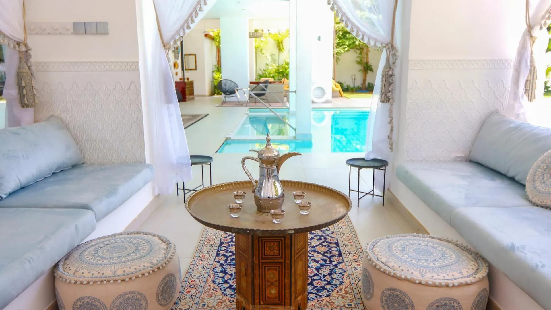 Agandau House Bed & Breakfast Negombo