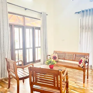 Bed & Breakfast Sebastian Family, Negombo
